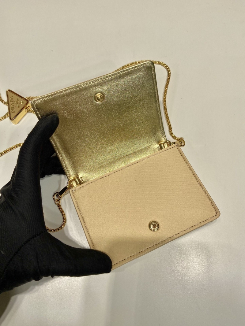Pra*a waist chest packs